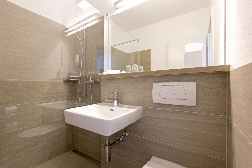 See & Park Hotel Feldbach Steckborn Room photo